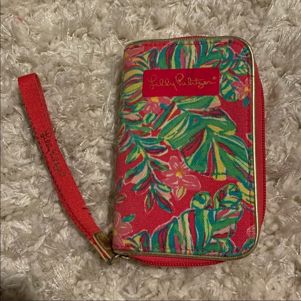 Lilly Pulitzer wristlet